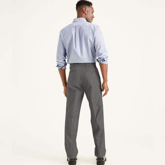 Dockers Men's Gray Workday Khakis Classic Fit Pleated Dress Pants Size 38X29 EUC - Picture 9 of 11
